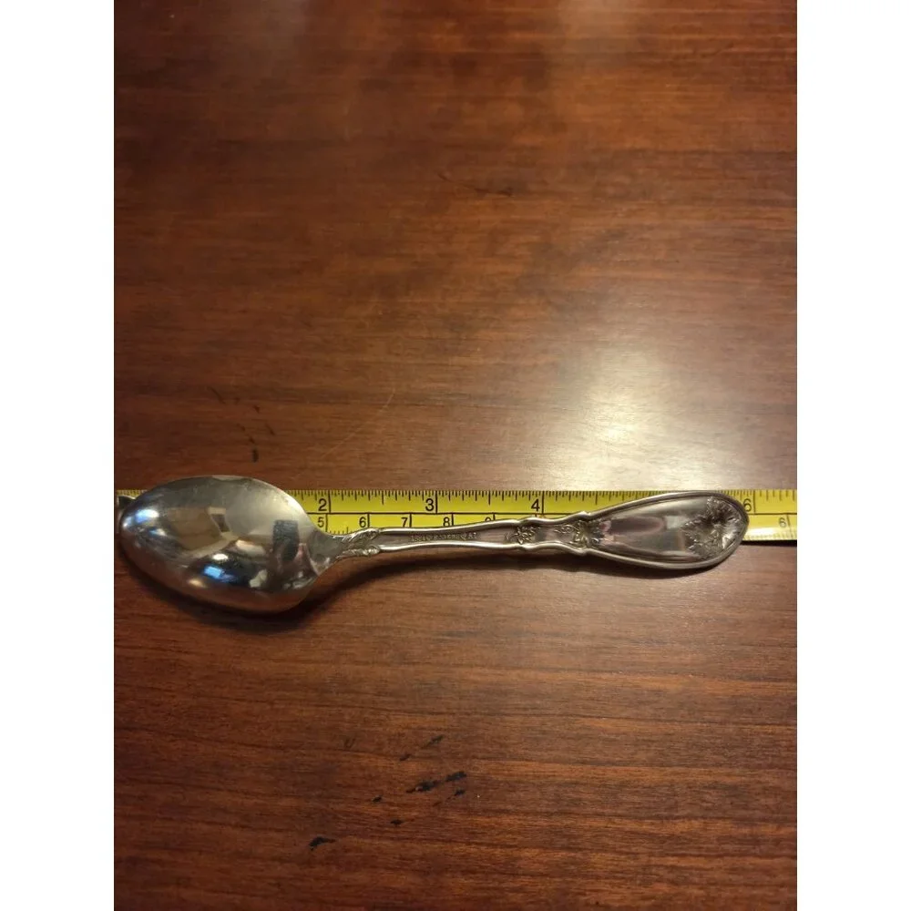 5 Antique 1881 Rogers LA VIGNE GRAPE 1908 Silverplate 5‎ Teaspoons Spoons